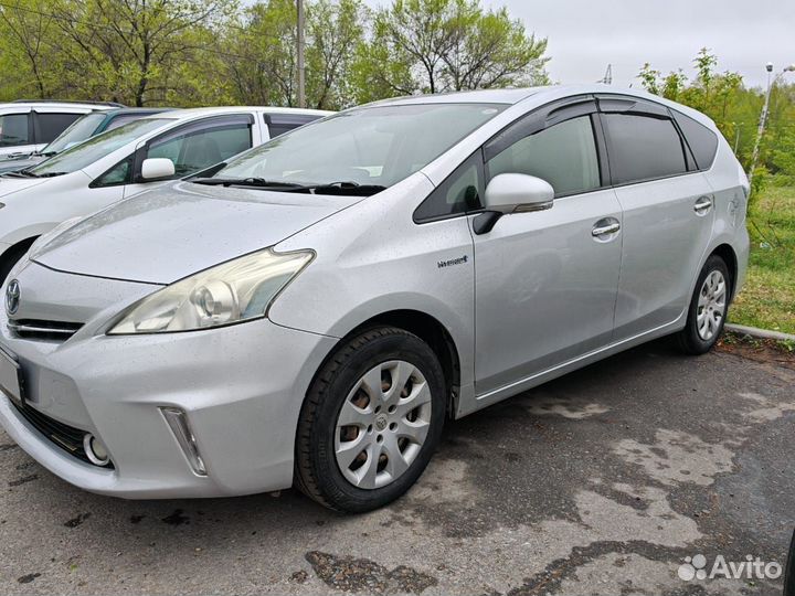 Toyota Prius Alpha 1.8 CVT, 2012, 230 000 км