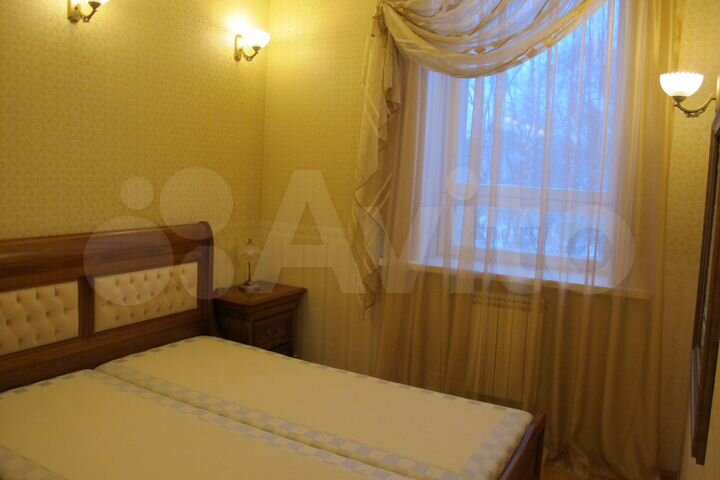 2-к. квартира, 52 м², 3/3 эт.