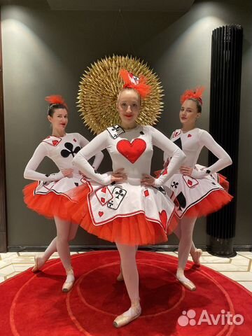 Костюмы для шоу балета