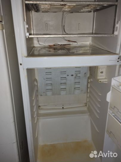 Продам холодильники