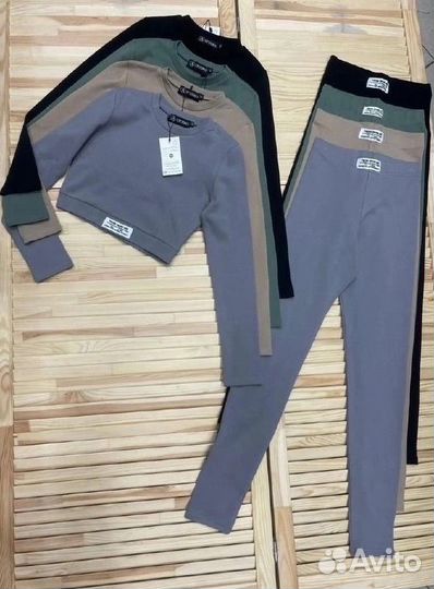 Костюм спортивный