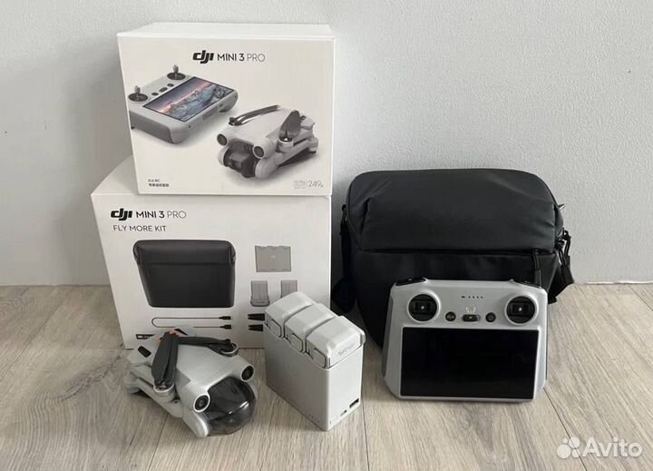 Квадрокоптер Dji Mini 3 Pro Fly More kit Plus