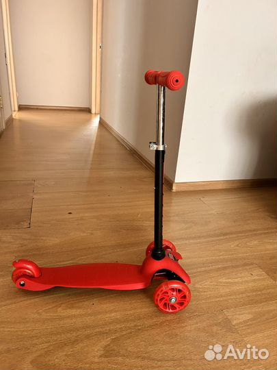 Самокат детский трехколесный