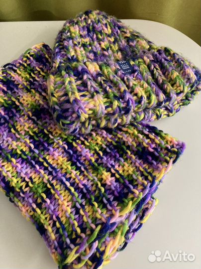 Женская шапка и шарф