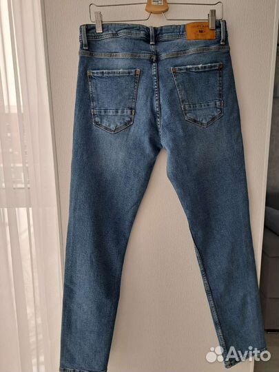 Джинсы
