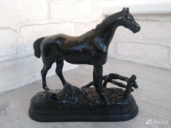Советская статуэтка конь у плетня чугун счлз, СССР