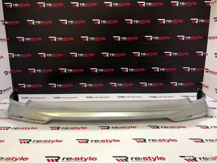 Губа передняя Toyota Land Cruiser 200 2м U1985