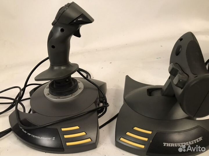 Джойстик Thrustmaster