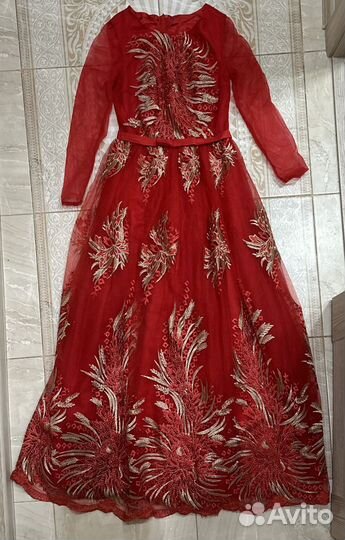 Вечернее платье