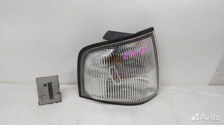 Габаритный огонь Mazda P0371 R Bongo / Nissan Vane