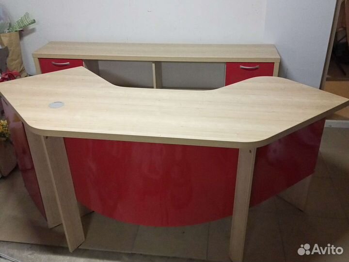 Стол администратора