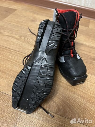 Лыжные ботинки 35 размер