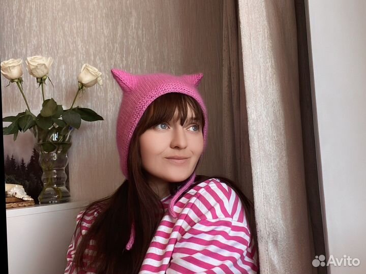 Шапка вязанная с ушками