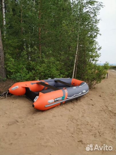 Пвх надувная лодка 3.8м + мотор 2т 15 л.с