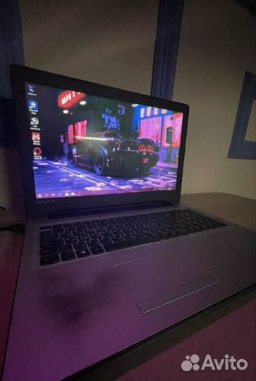 Ноутбук Lenovo
