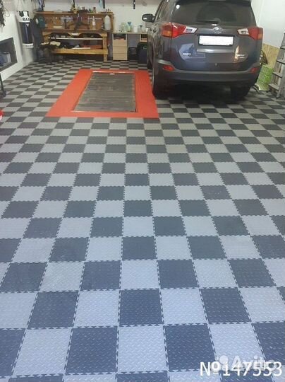 Пвх плитка для автосервиса