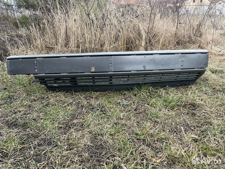 Бампер мерседес 124