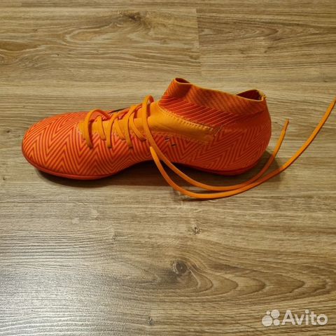 Футбольные бутсы Adidas