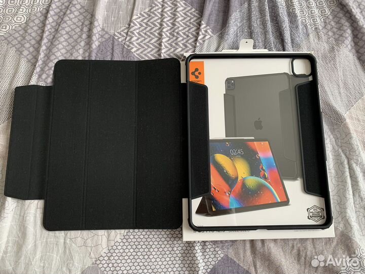 Spigen Ultra Hybrid Pro iPad Pro 12.9 (2021/2022)