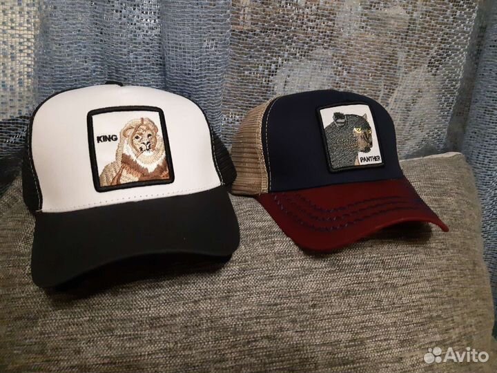 Кепка с животным