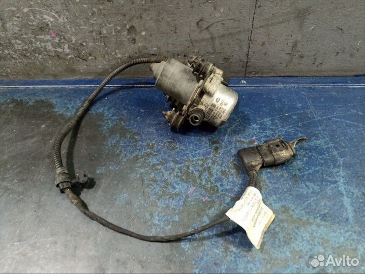 Вакуумный насос Volkswagen Tiguan NF