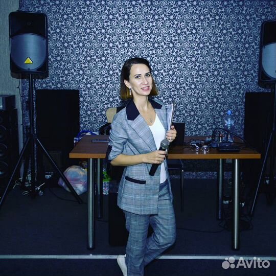 Ведущая, тамада, диджей