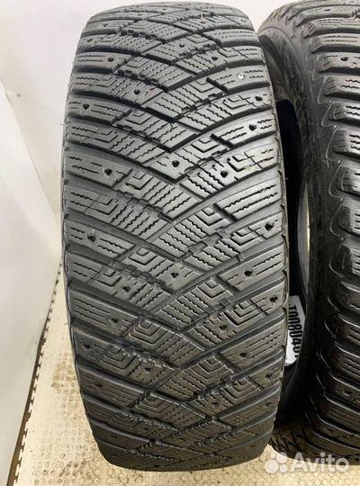 Goodyear UltraGrip Ice Arctic SUV 235/60 R18 100Z