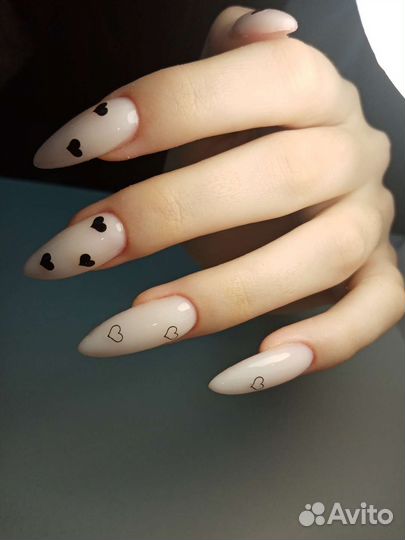 Услуги мастера маникюра и педикюра