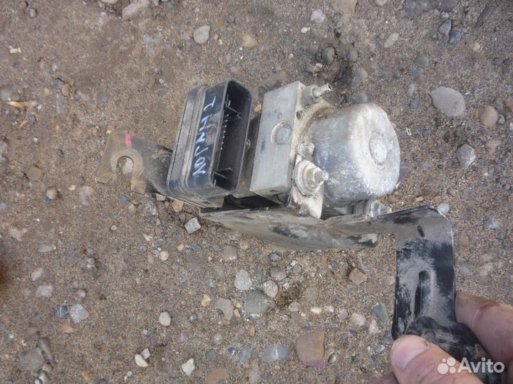 Блок абс рено логан 2 новый кузов 2016 год