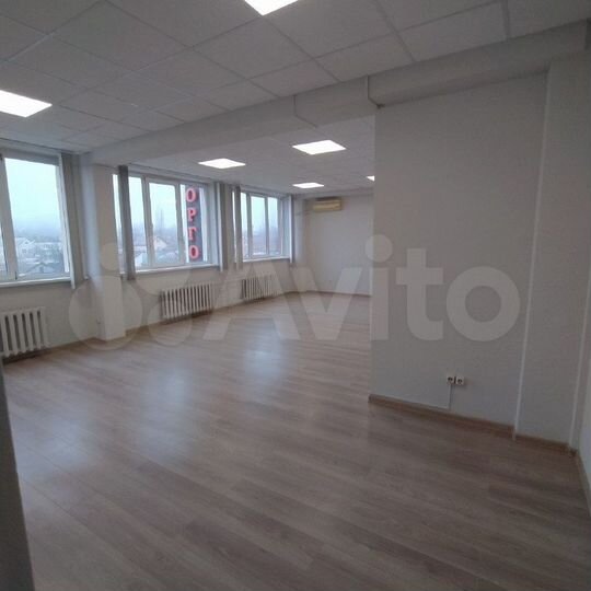 Сдам офисное помещение, 122.5 м²