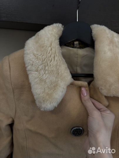 Куртка демисезонная с мутоновым воротником