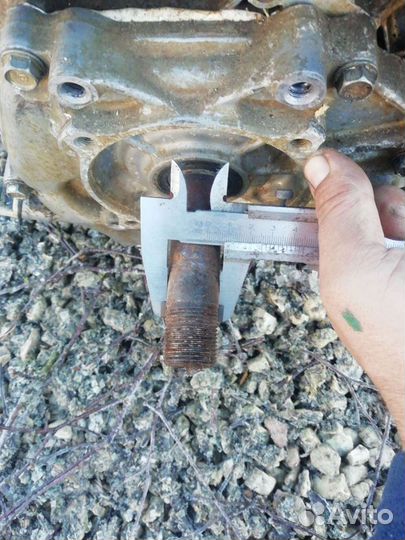 Бензиновый двигатель