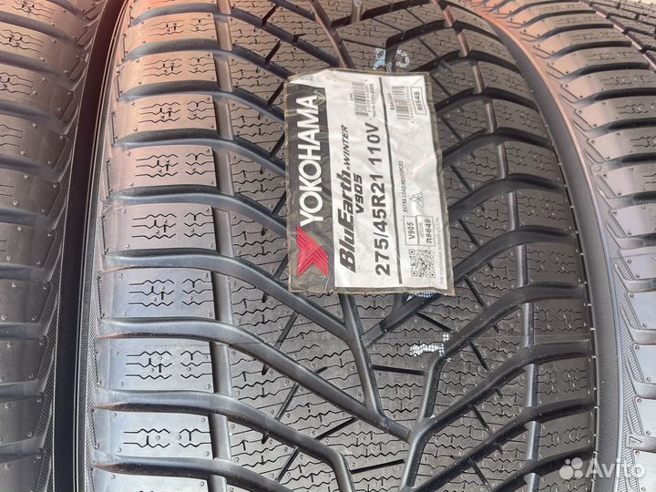 Yokohama BluEarth Winter V905 275/45 R21 и 315/40 R21 115V