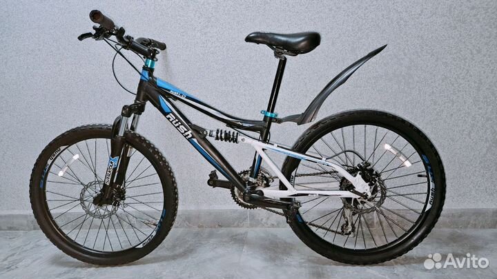 Спортивный велосипед rush hour