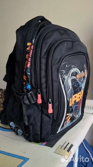 Школьный рюкзак