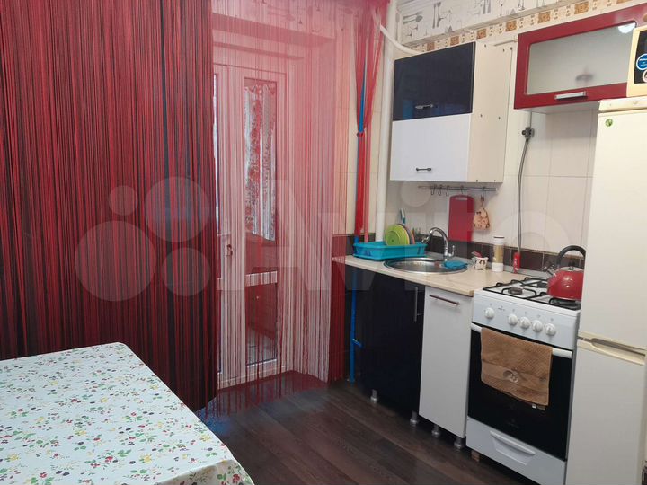 1-к. квартира, 38 м², 1/4 эт.