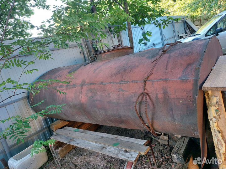 Емкость металлическая