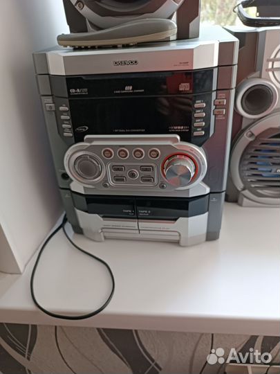 Музыкальный центр