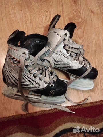 Коньки хоккейные