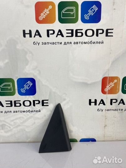 Накладка двери внутренняя задняя левая Kia Cerato