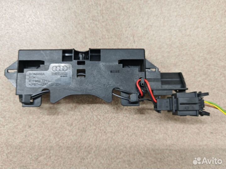 Блок концевиков крышки багажника Audi 4L0959121
