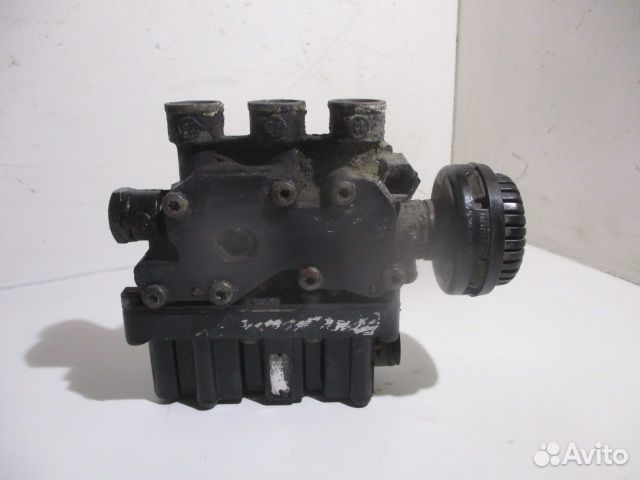 Кран уровня пола главный MAN 81259026238