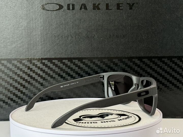 Солнцезащитные очки Oakley Holbrook Daily Polar