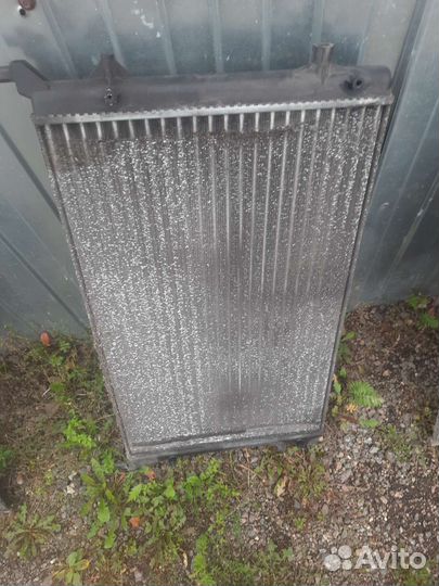 Радиатор охлаждения VW пассат Б6