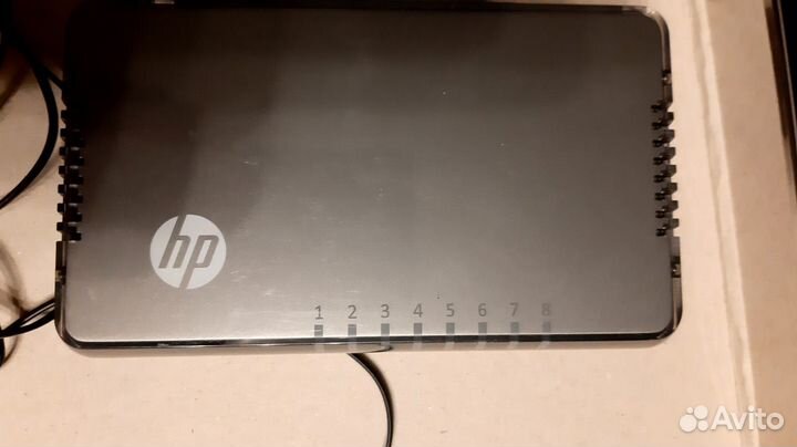 Коммутатор HP 1405-8