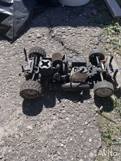 Машина на радиоуправлении с двс