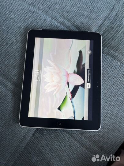 iPad 1 Wi-Fi + 3G, 64 Gb