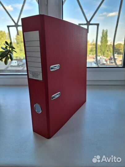 Папка с арочным механизмом