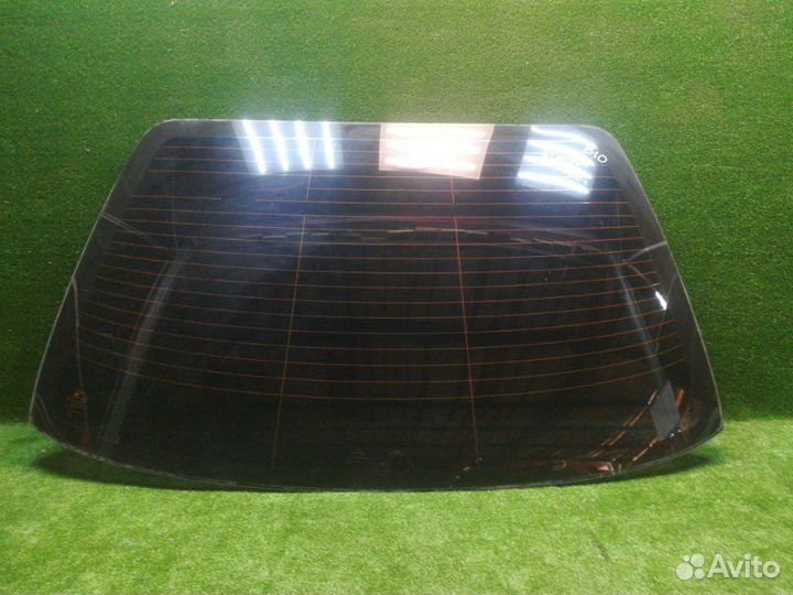 Стекло кузовное глухое заднее Nissan Almera