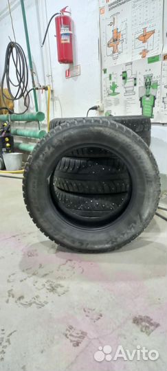 Bridgestone Ice Cruiser 7000 265/60 R18 114T